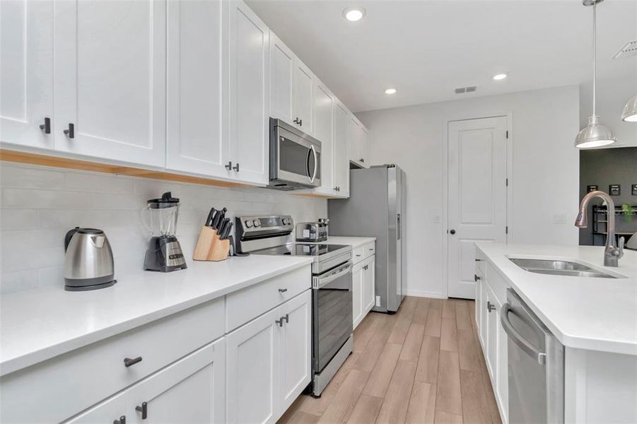 Furnished interior view inside a new home in , Davenport (Image 9).
