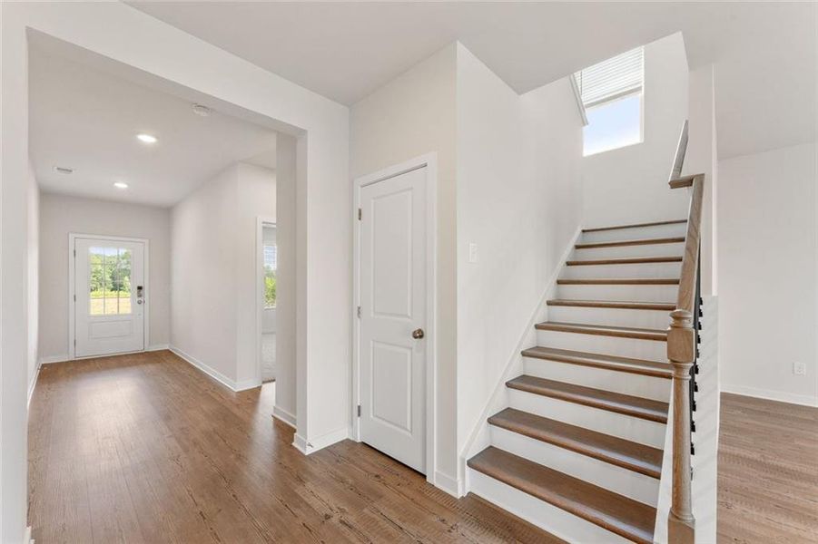 Spacious, unfurnished interior of a new home in Reserve at Gum Springs, Jefferson (Image 17).