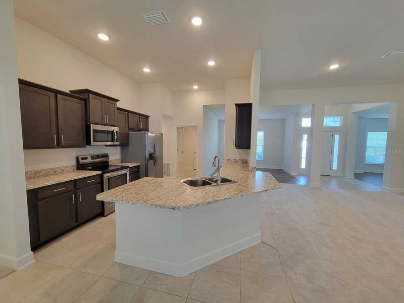 Furnished interior view inside a new home in Ocala Crossings South, Ocala (Image 5).