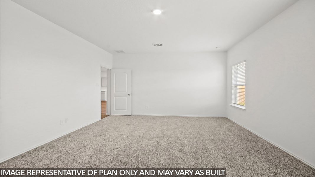 Spacious, unfurnished interior of a new home in Harrington Trails at The Canopies, Splendora (Image 15).