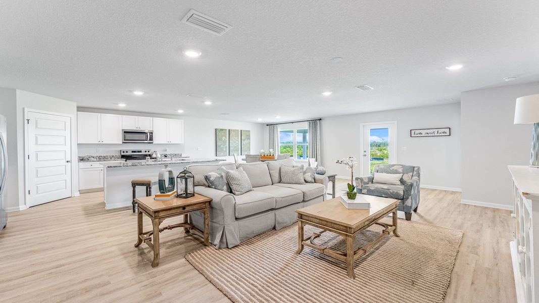 Furnished interior view inside a new home in Morningside, Panama City (Image 17).