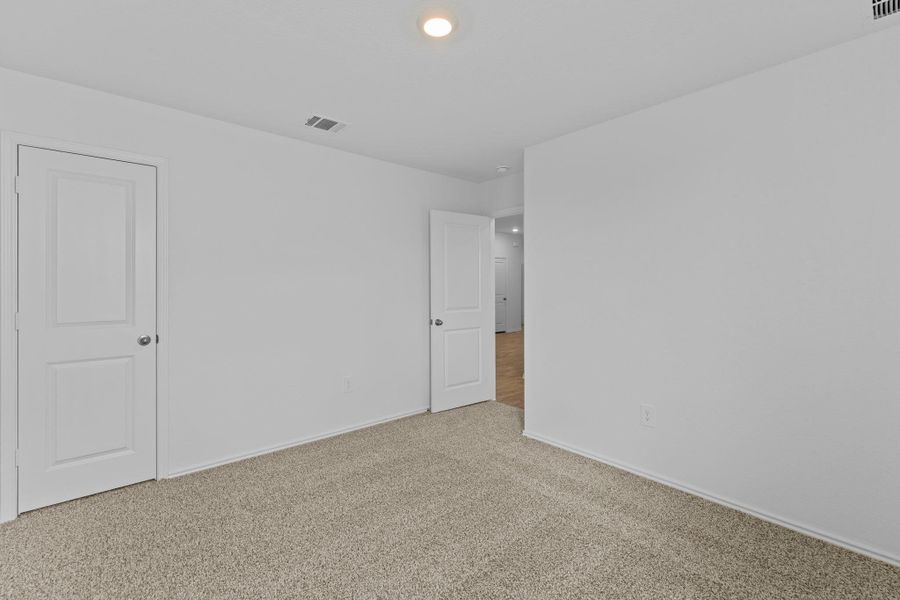 Spacious, unfurnished interior of a new home in Durango, Mustang Ridge (Image 11). Spacious, unfurnished interior of a new home in Durango, Mustang Ridge (Image 11).