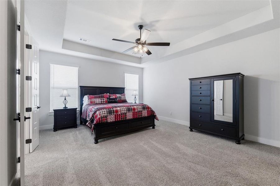 Furnished interior view inside a new home in , Waxahachie (Image 14). Furnished interior view inside a new home in , Waxahachie (Image 14).