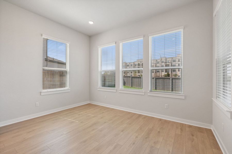 Spacious, unfurnished interior of a new home in Park Central, Georgetown (Image 33). Spacious, unfurnished interior of a new home in Park Central, Georgetown (Image 33).