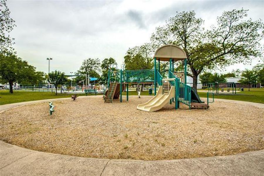 Community amenities in , Dallas (Image 26).