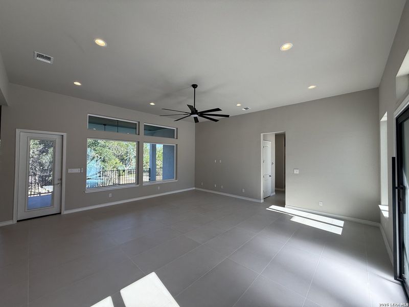 Spacious, unfurnished interior of a new home in , Spring Branch (Image 26).