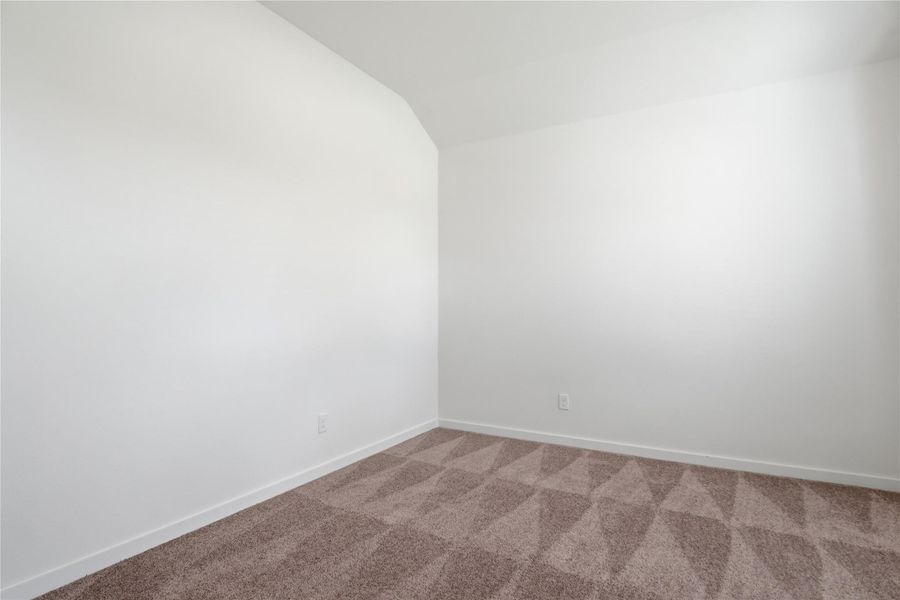 Spacious, unfurnished interior of a new home in Foxtail Palms, Manvel (Image 30).