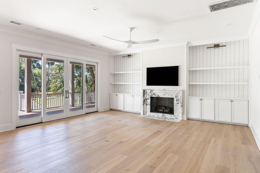 Spacious, unfurnished interior of a new home in , Johns Island (Image 13).
