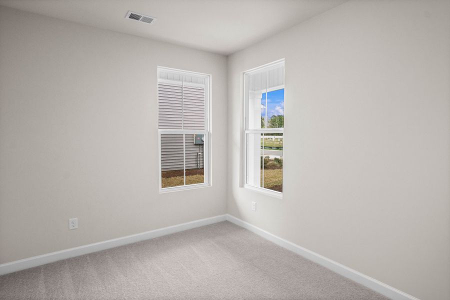 Spacious, unfurnished interior of a new home in Coastal Club of the Carolinas, Calabash (Image 16).