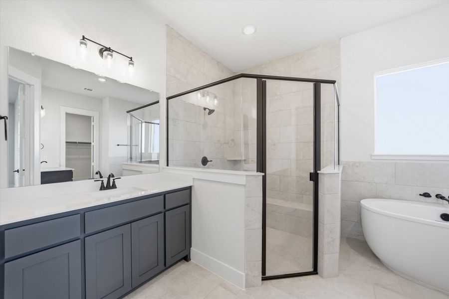 Furnished interior view inside a new home in Eagle Ridge Estates, Weatherford (Image 7).