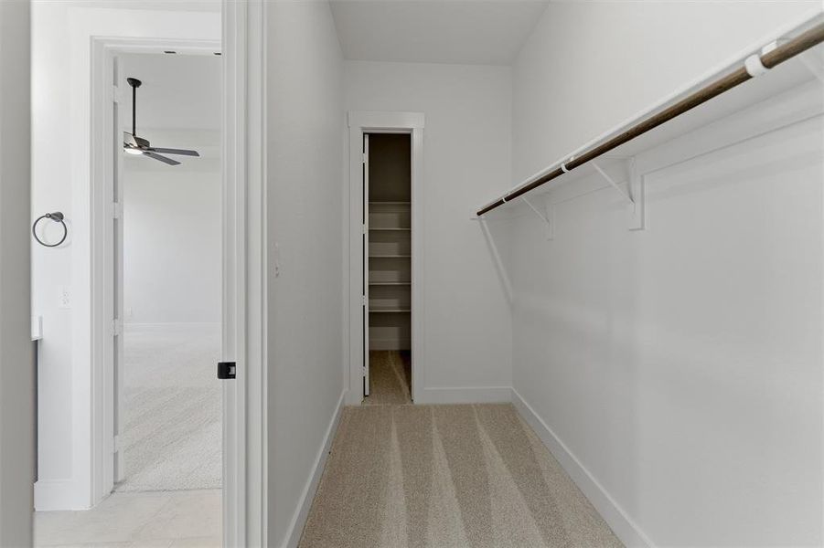 Spacious, unfurnished interior of a new home in Eagle Ridge Estates, Weatherford (Image 24).