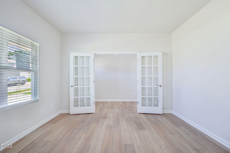 20-web-or-mls-Raleigh - Oak Manor - 713