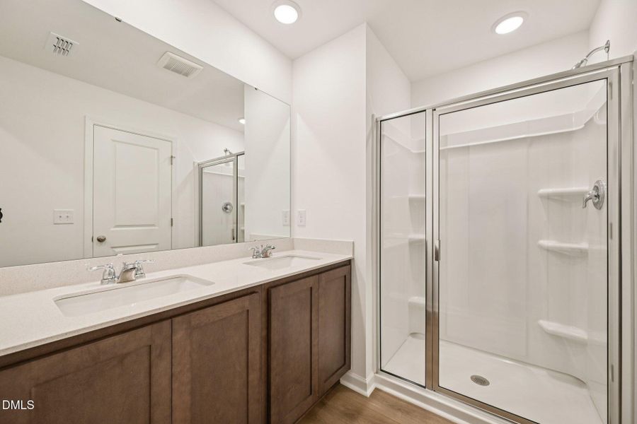 25-web-or-mls-Flagstone Wy-S1110-025