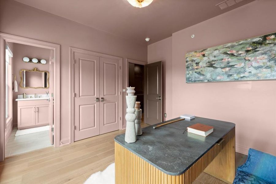 Furnished interior view inside a new home in , Alpharetta (Image 16).