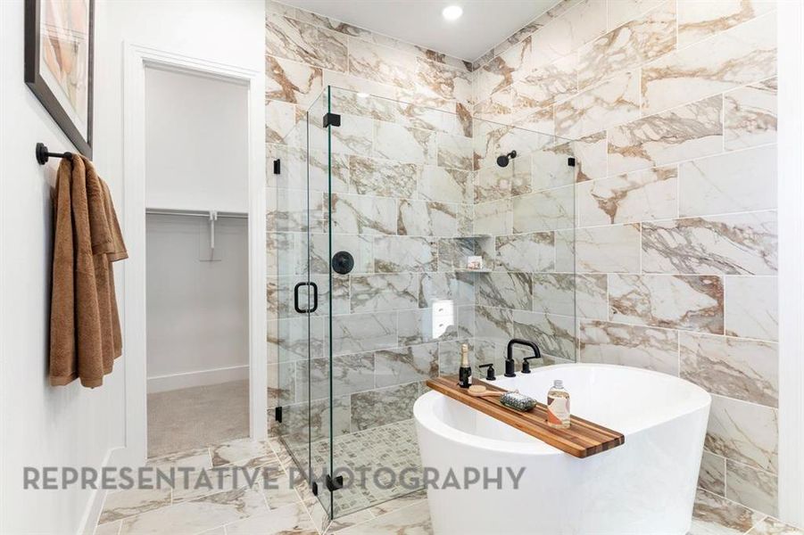 Furnished interior view inside a new home in Goodland, Venus (Image 11).