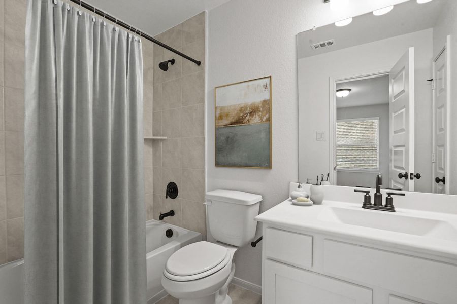 Bedroom 2 bath (*Photo not of actual home and used for illustration purposes only.)