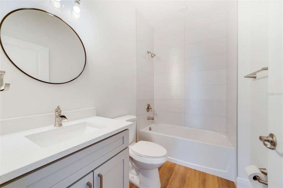 Furnished interior view inside a new home in , Deland (Image 8).