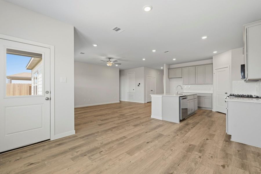 Spacious, unfurnished interior of a new home in Mirabella, Brookshire (Image 13).