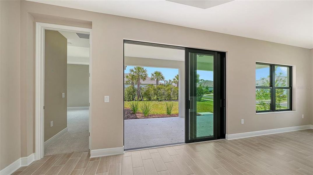 Spacious, unfurnished interior of a new home in Grand Park, Sarasota (Image 17). Spacious, unfurnished interior of a new home in Grand Park, Sarasota (Image 17).