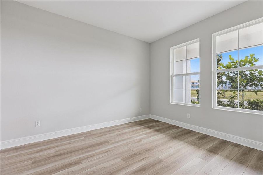 Spacious, unfurnished interior of a new home in Mirada, San Antonio (Image 30).