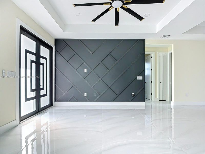 Spacious, unfurnished interior of a new home in , Lehigh Acres (Image 31).