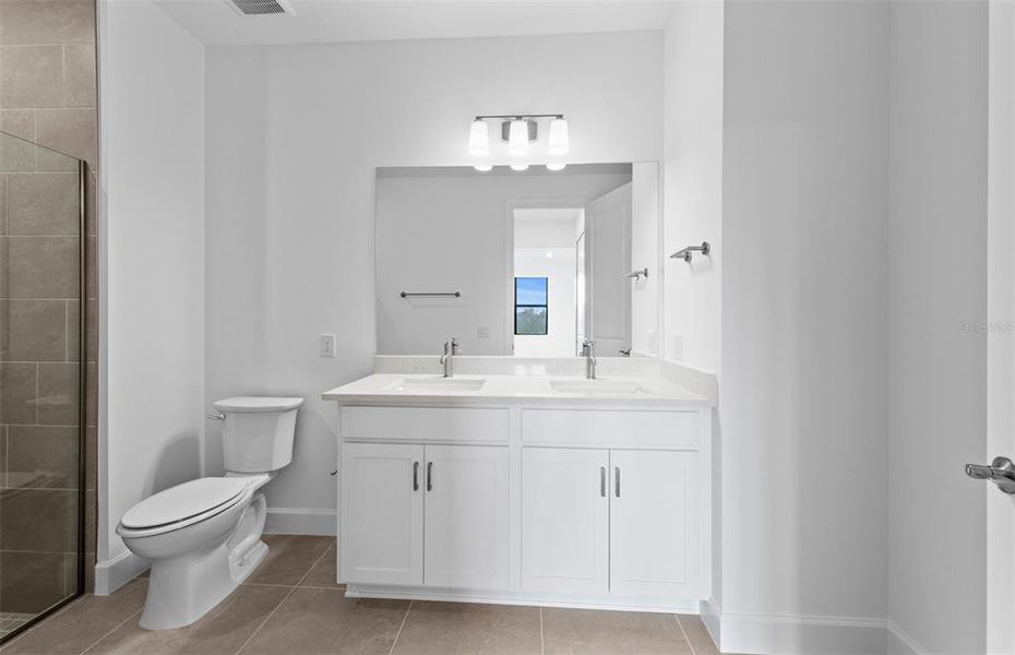 Furnished interior view inside a new home in Del Webb Catalina, Lakewood Ranch (Image 6). Furnished interior view inside a new home in Del Webb Catalina, Lakewood Ranch (Image 6).