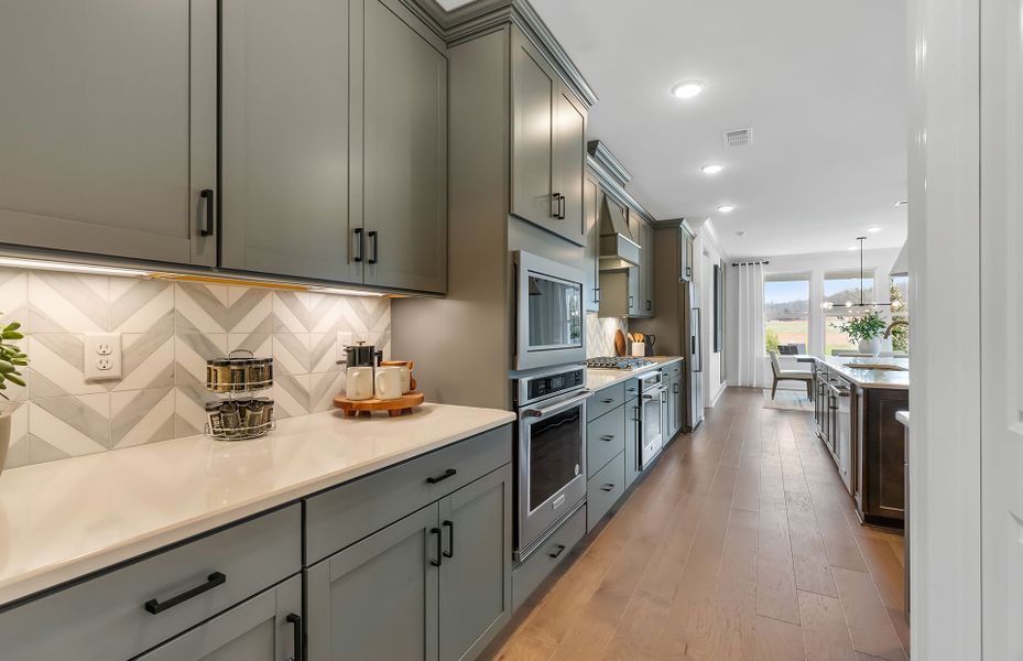 Renown Kitchen New home 55+ Communities in Murfreesboro by Del Webb Renown Kitchen New home 55+ Communities in Murfreesboro by Del Webb