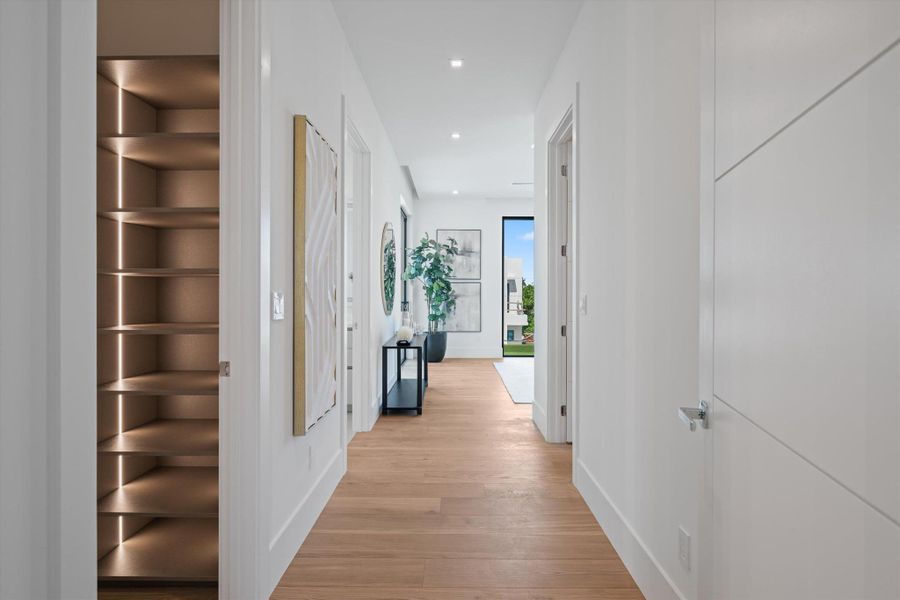 Spacious, unfurnished interior of a new home in , Boca Raton (Image 19).