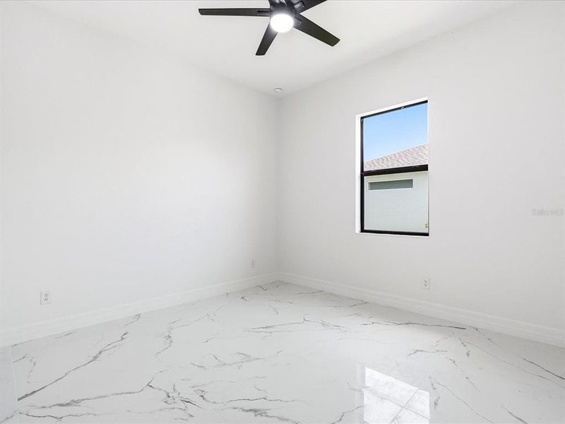 Spacious, unfurnished interior of a new home in , Rotonda West (Image 32).