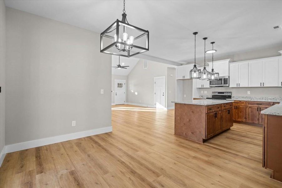 Spacious, unfurnished interior of a new home in , Dalton (Image 24).