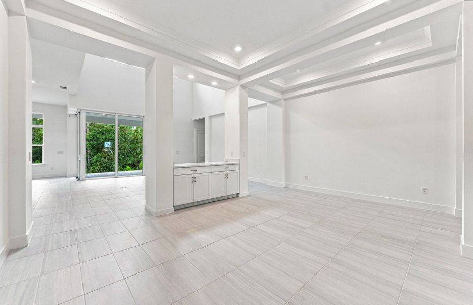 Spacious, unfurnished interior of a new home in Two Rivers, Zephyrhills (Image 17).