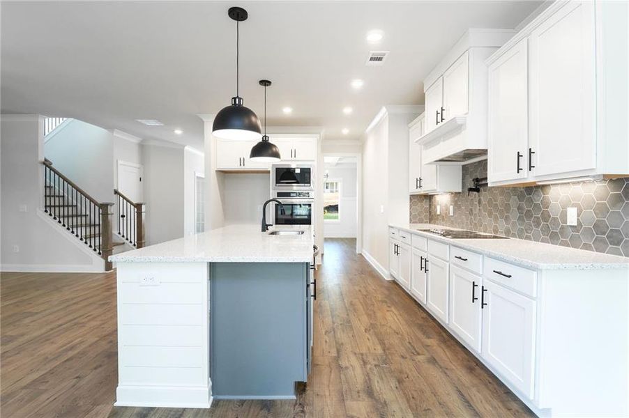 Furnished interior view inside a new home in Woodland Hills, Loganville (Image 8). Furnished interior view inside a new home in Woodland Hills, Loganville (Image 8).