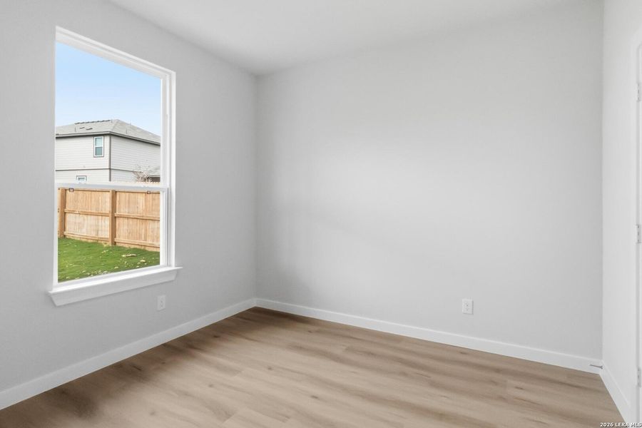 Spacious, unfurnished interior of a new home in Willow Point, San Antonio (Image 24).