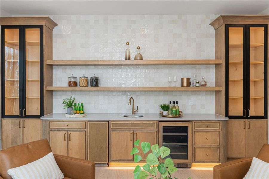 Furnished interior view inside a new home in , Alpharetta (Image 46).