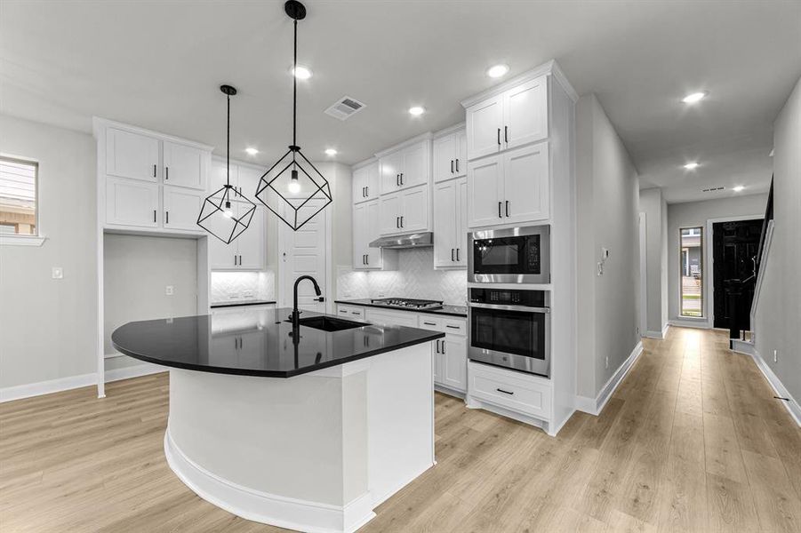 Furnished interior view inside a new home in Walsh Cottage, Fort Worth (Image 9). Furnished interior view inside a new home in Walsh Cottage, Fort Worth (Image 9).