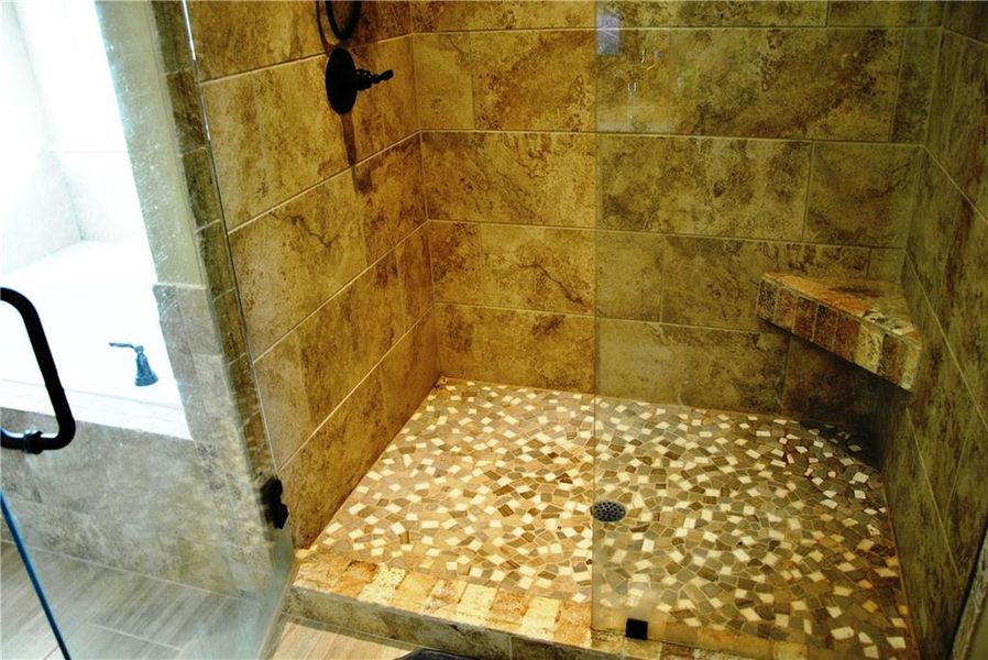 Close-up of interior finishes inside a home in , Kathleen (Image 21).