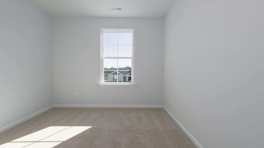 Spacious, unfurnished interior of a new home in Willow Mill, Thomasville (Image 21).
