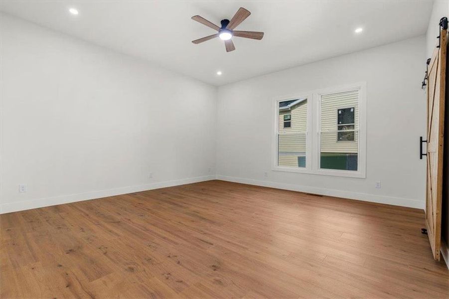 Spacious, unfurnished interior of a new home in , Atlanta (Image 14). Spacious, unfurnished interior of a new home in , Atlanta (Image 14).