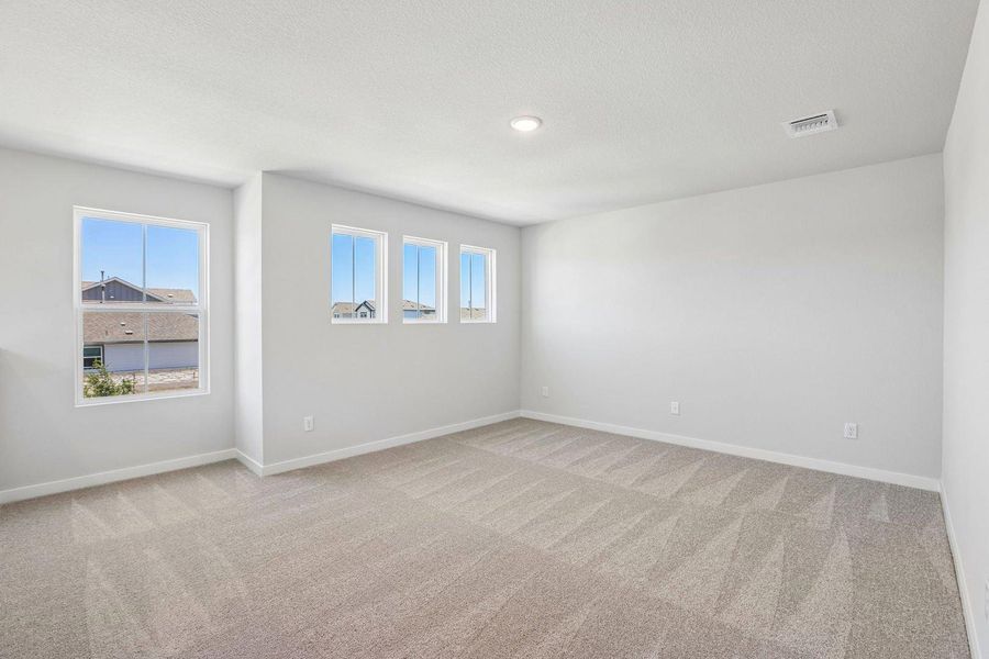 Spacious, unfurnished interior of a new home in Avery Centre, Round Rock (Image 13). Spacious, unfurnished interior of a new home in Avery Centre, Round Rock (Image 13).