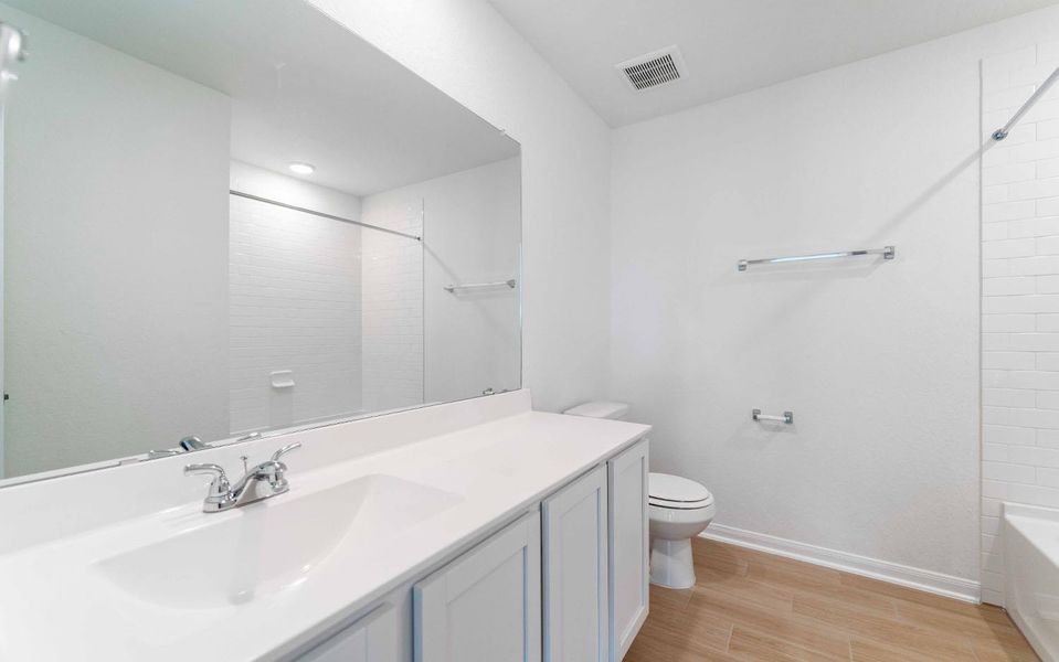 Furnished interior view inside a new home in Swenson Heights, Seguin (Image 7).