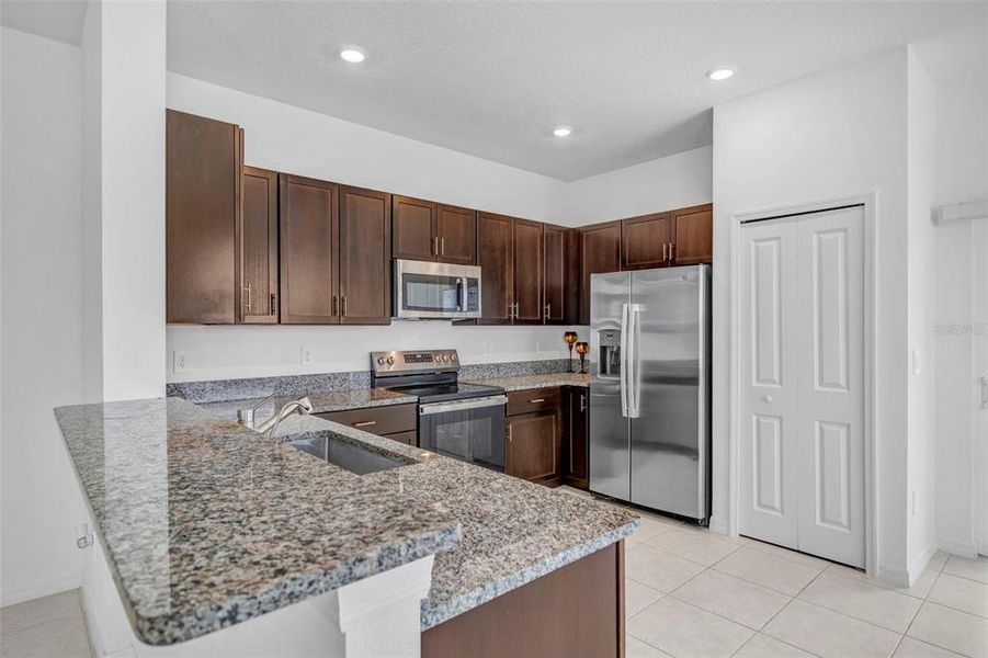 Furnished interior view inside a new home in Townes at Southshore Pointe, Ruskin (Image 6).