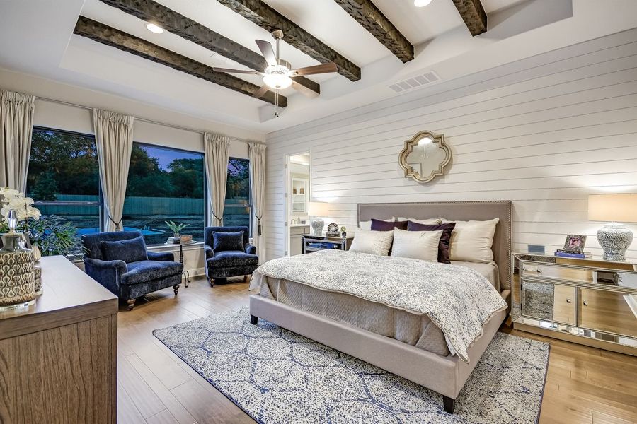 Representative furnished interior of a home built from the Catalina by Giddens Homes in Clearwater Ranch, Liberty Hill (Image 83).