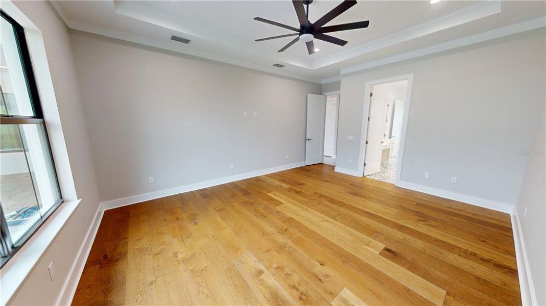 Spacious, unfurnished interior of a new home in , Punta Gorda (Image 31).