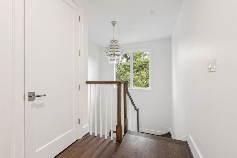 Image 43 of a home in .