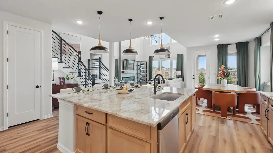 Model home photos of similar floorplans, not pictures of actual home. Model home photos of similar floorplans, not pictures of actual home.