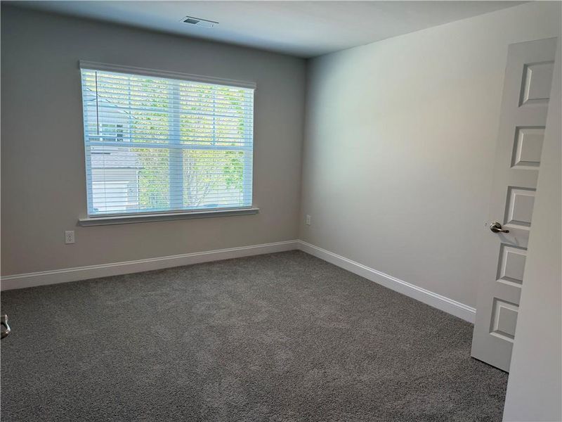 Spacious, unfurnished interior of a new home in Habersham Meadows, Demorest (Image 11).