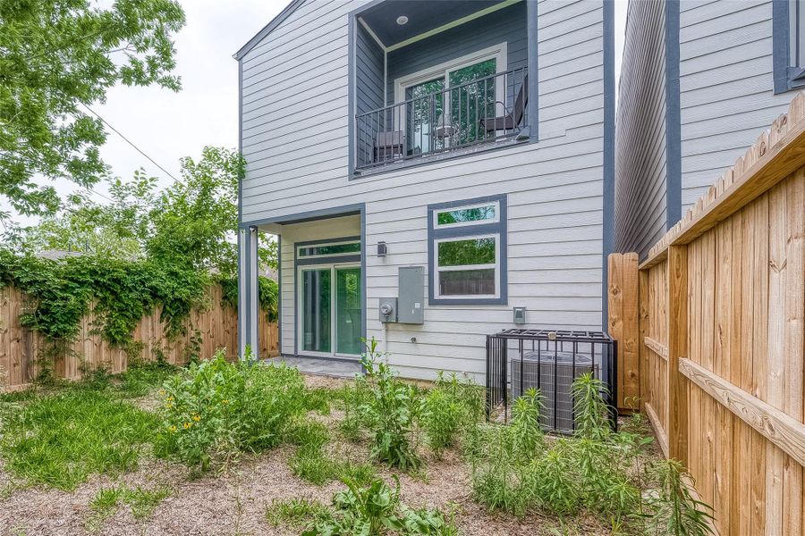 Exterior details and patio area of a home in , Houston (Image 20). Exterior details and patio area of a home in , Houston (Image 20).