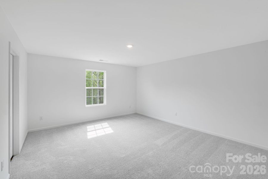Spacious, unfurnished interior of a new home in Cleveland Hill, Shelby (Image 16).
