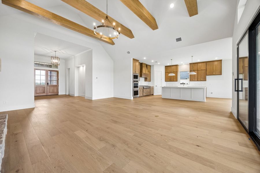Spacious, unfurnished interior of a new home in The Retreat, Cleburne (Image 16). Spacious, unfurnished interior of a new home in The Retreat, Cleburne (Image 16).