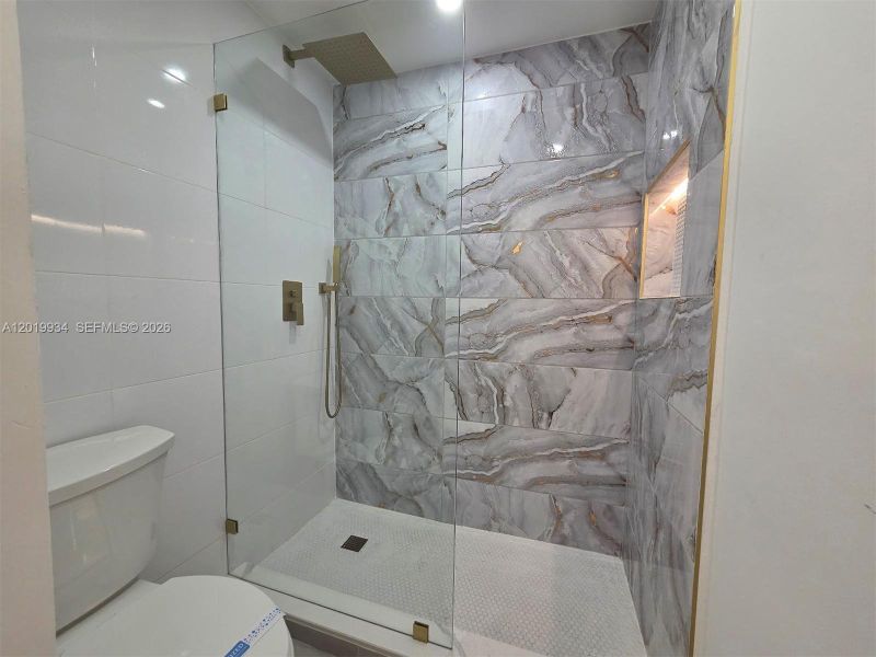 Furnished interior view inside a new home in , West Palm Beach (Image 7).